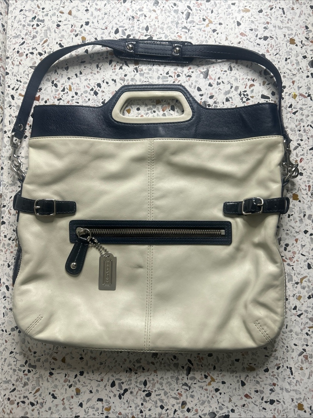 2000s Coach Bonnie Foldover Convertible Tote/Shoulder Bag ivory and navy (13380)